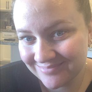 Meet your Posher, Annmarie